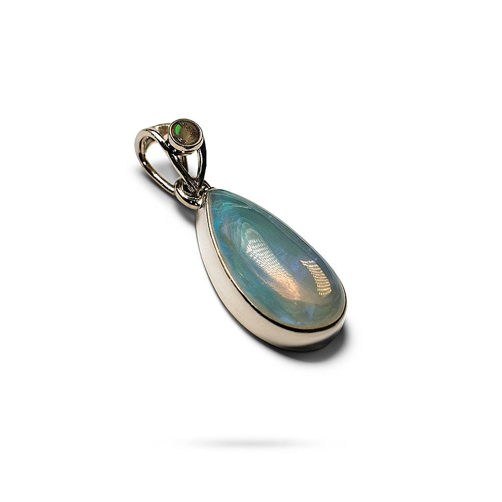 Sterling Silver Pendant Opal